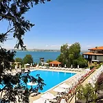 Santa Marina Village - Blue Magic Apartment